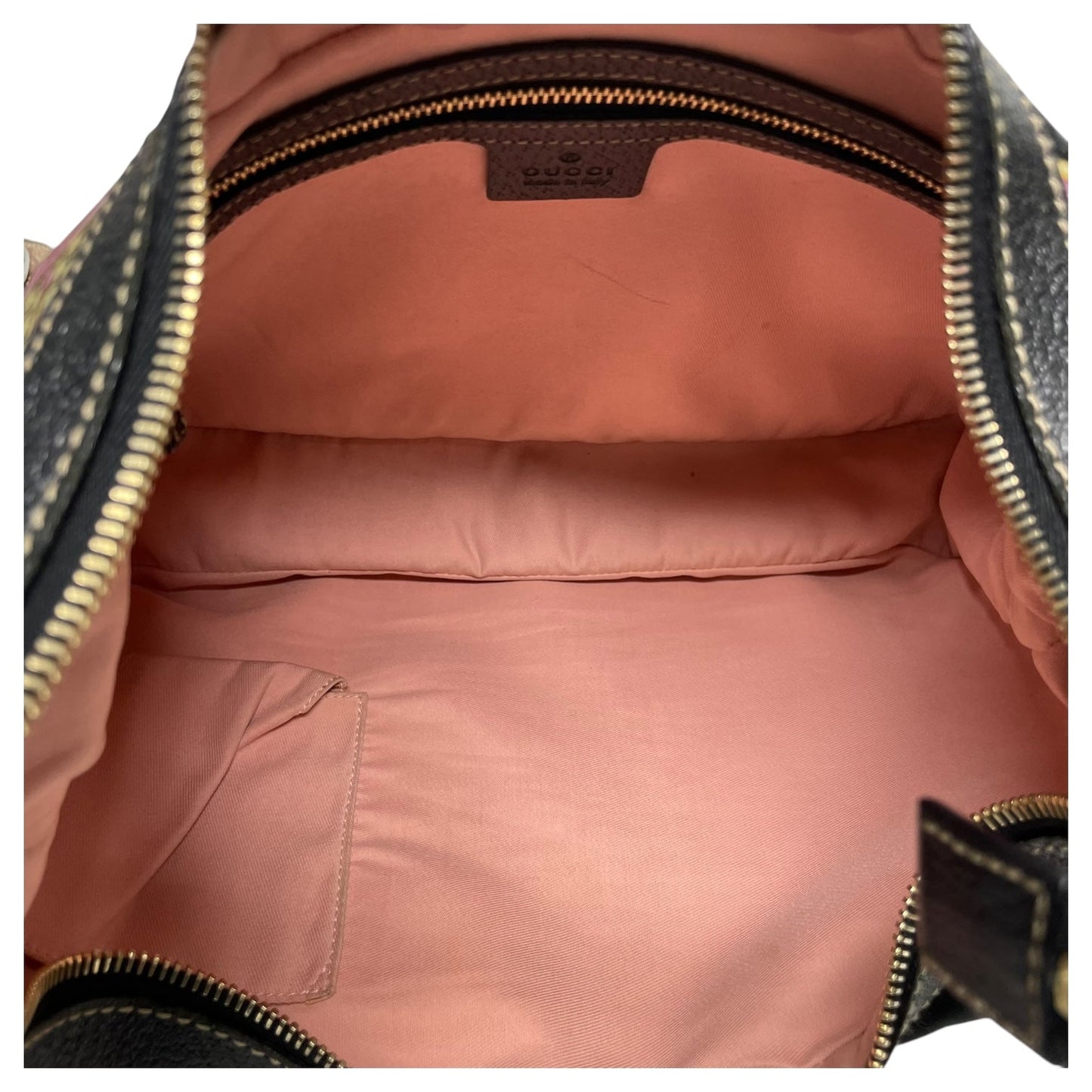 Handbag Luxury Designer By Gucci, Size: Medium
