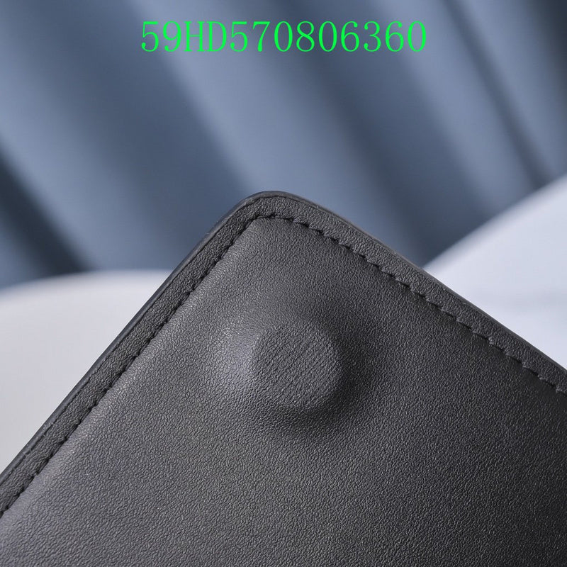Gucci Bags - The Tote 852