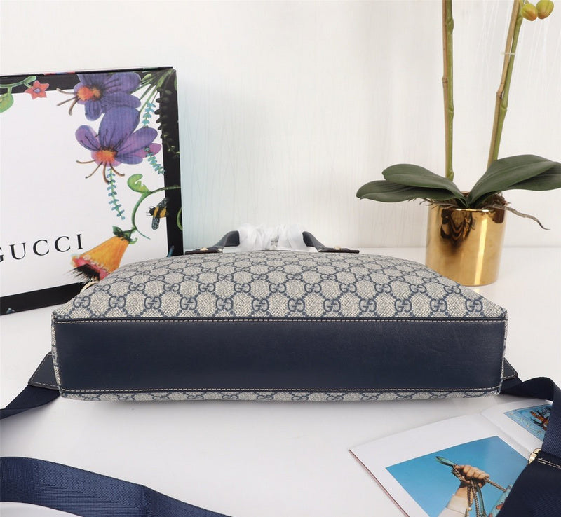 Gucci Bags - The Tote 925