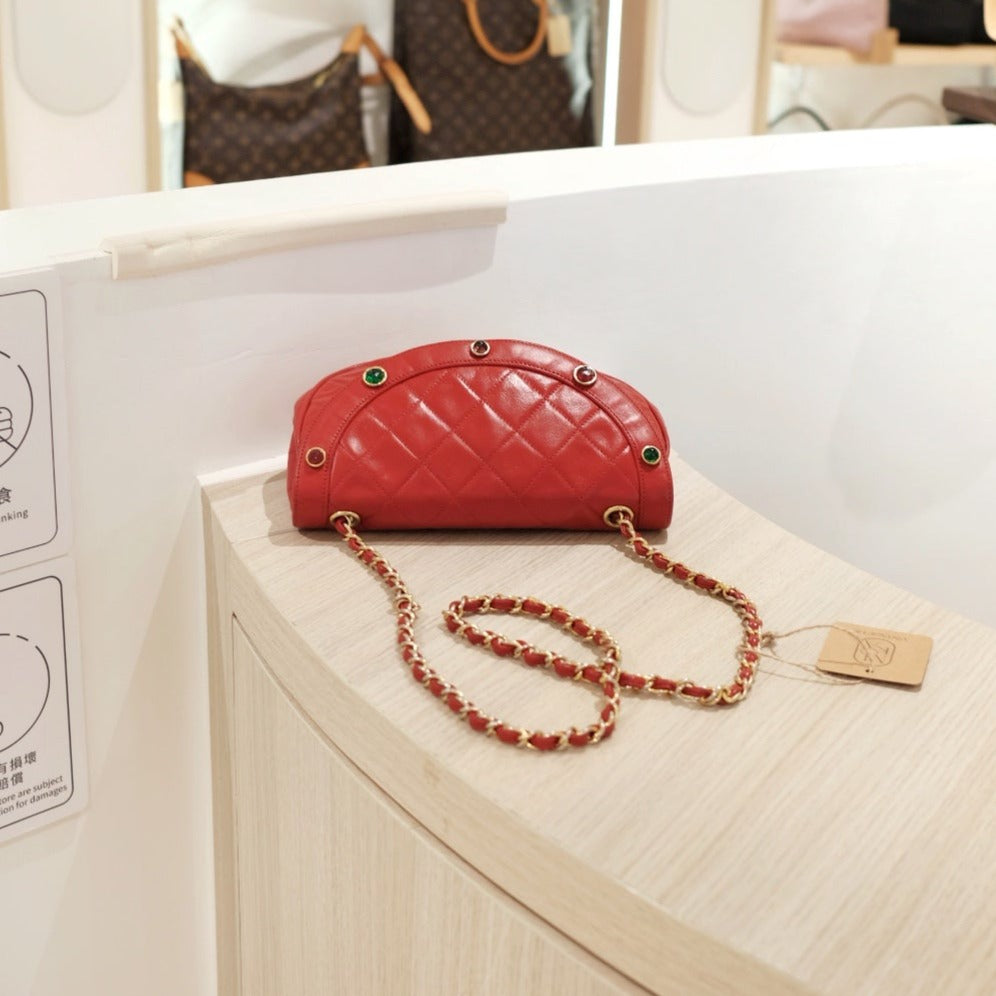 Chanel vintage gem shoulder bag