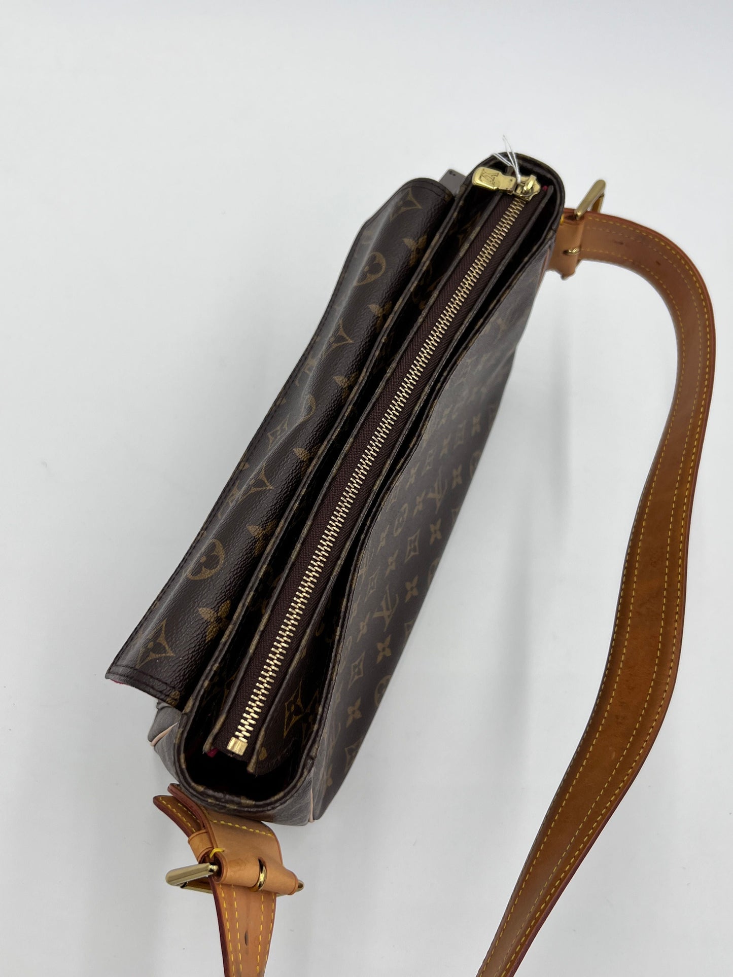 Louis Vuitton LV Monogram - Brown Shoulder Bags, Handbags AG303O