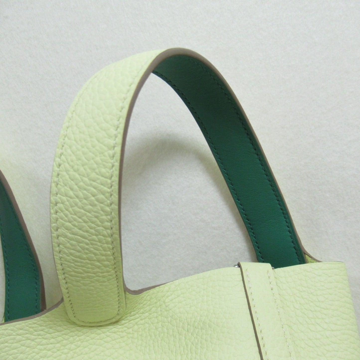 Hermes Picotin Lock PM Handbag Handbag Handbag Handbags Leather clement Green John Milton/Velve