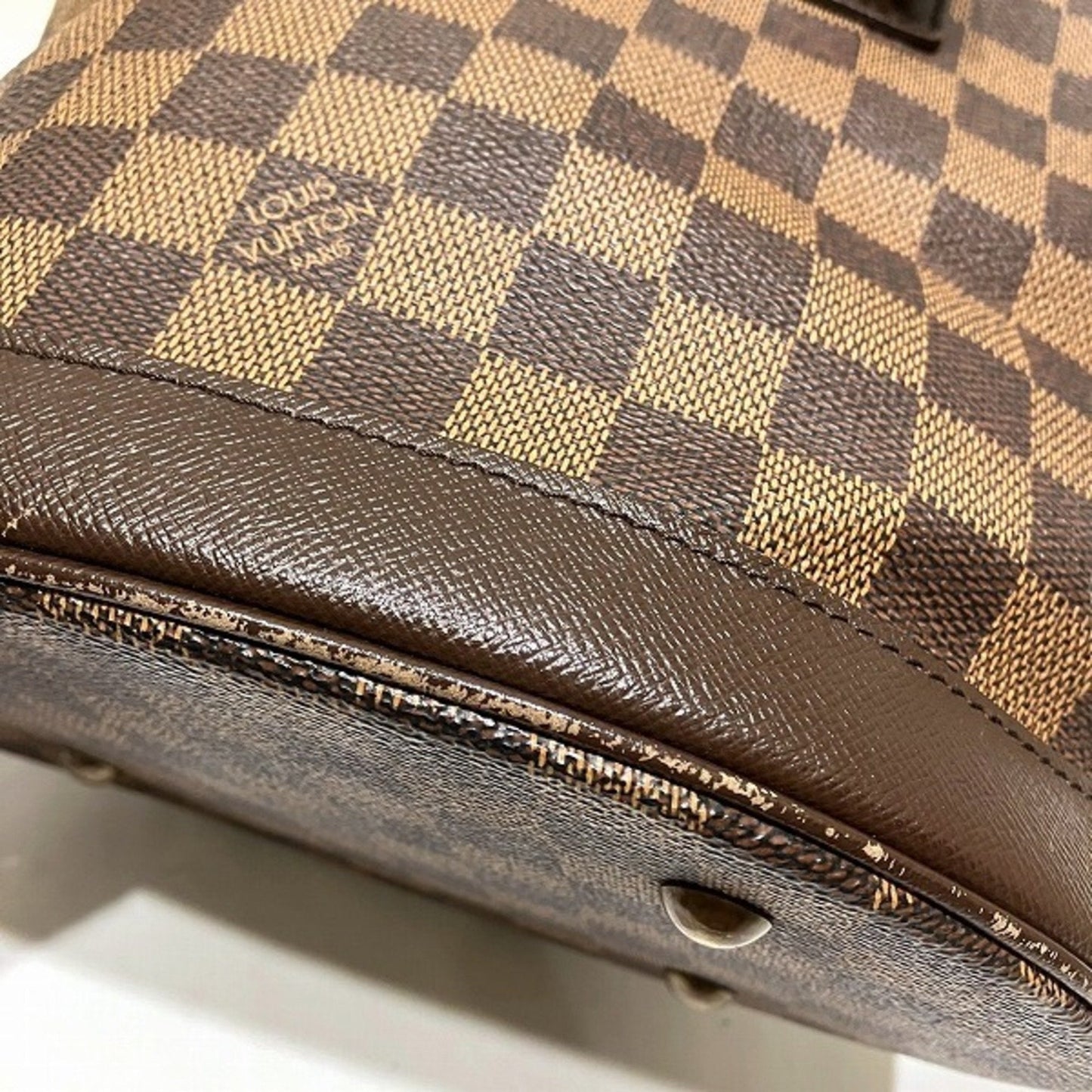 LOUIS VUITTON Bucket Shoulder Bag