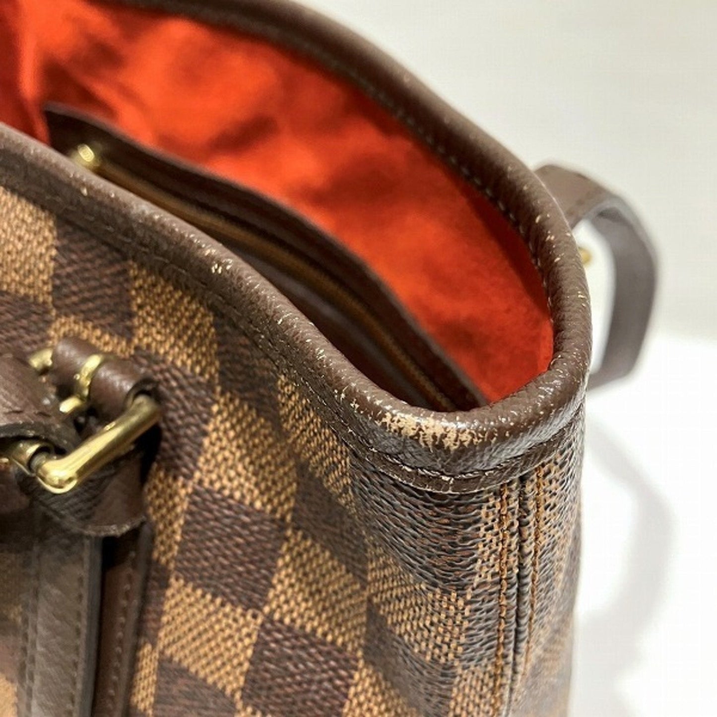 LOUIS VUITTON Bucket Shoulder Bag