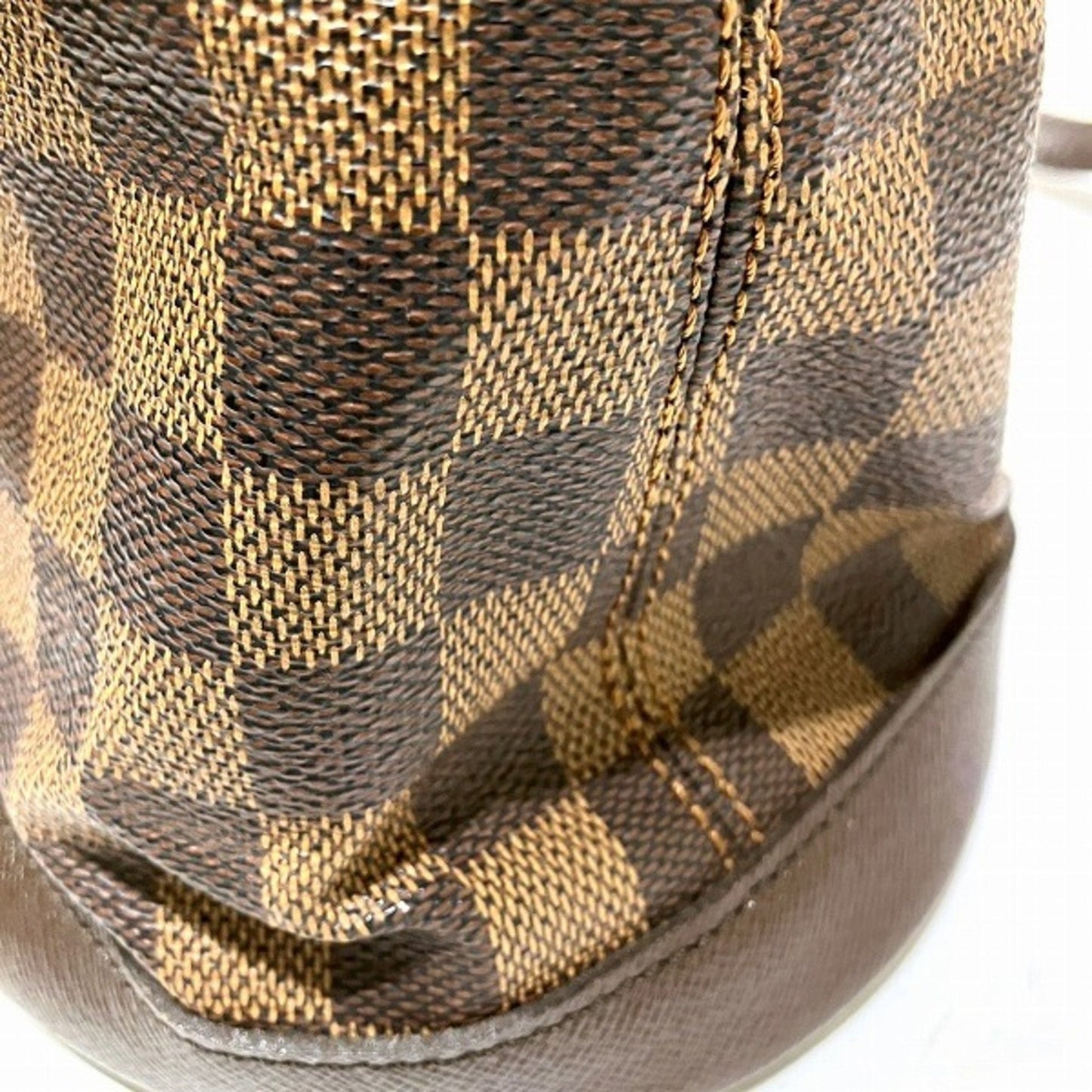 LOUIS VUITTON Bucket Shoulder Bag