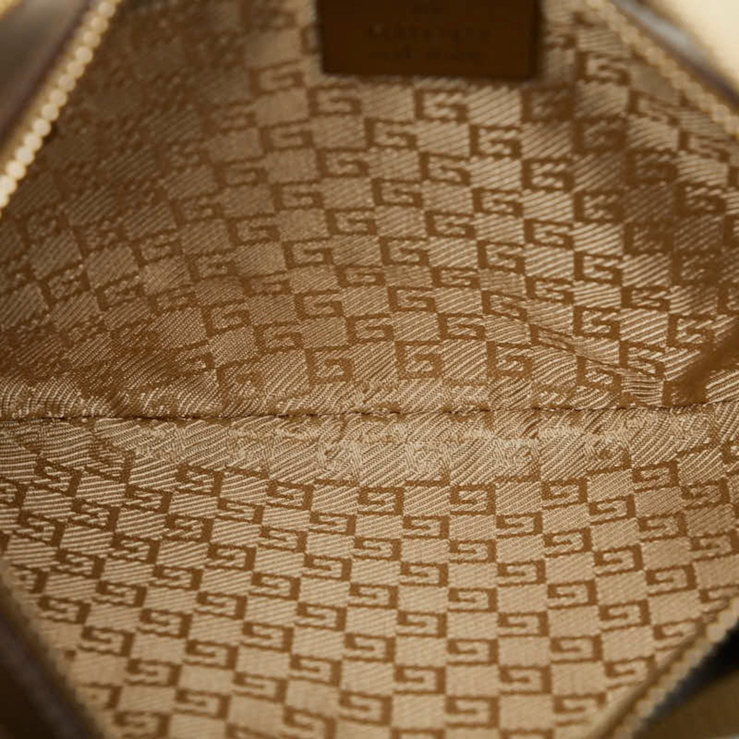 GUCCI Sherry Shoulder Bag