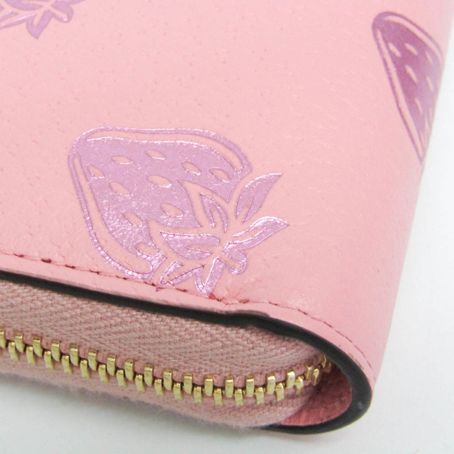 GUCCI Zip around Wallet