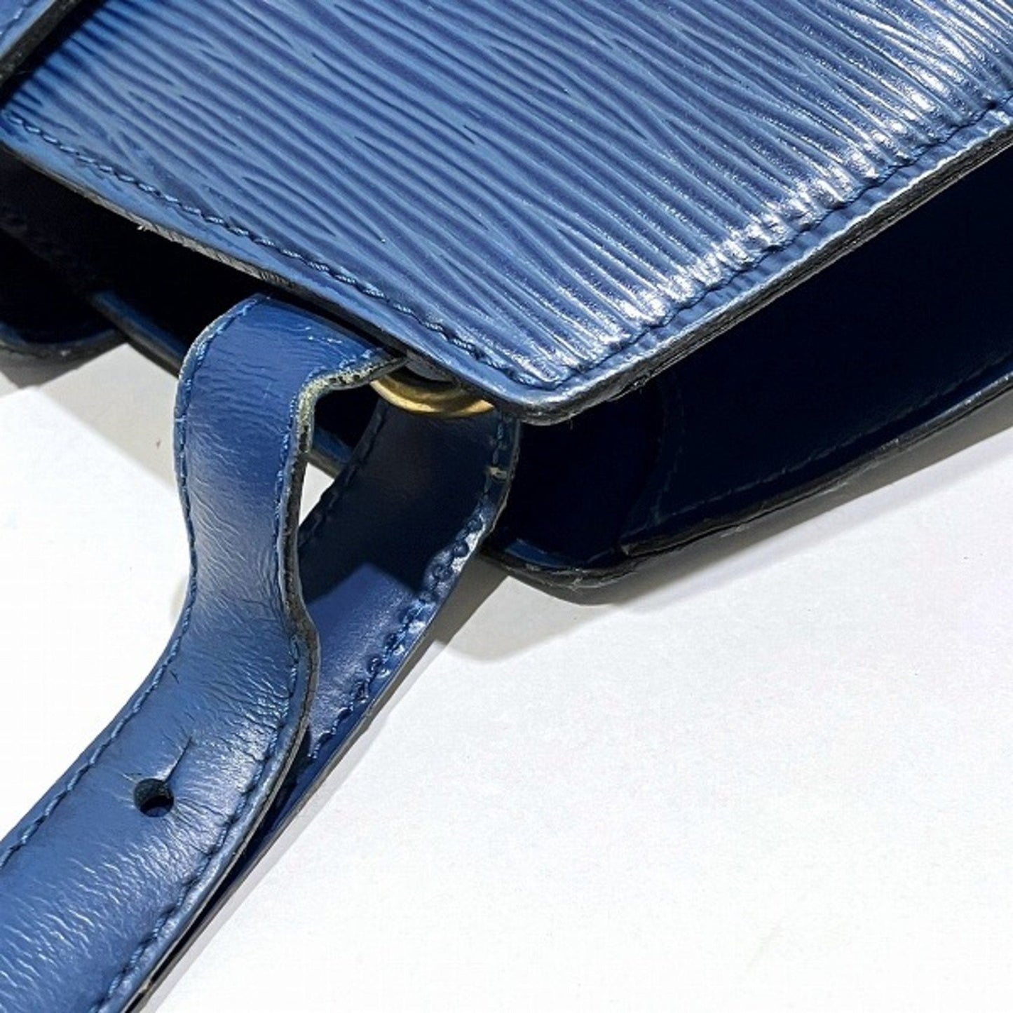LOUIS VUITTON Cluny Shoulder Bag