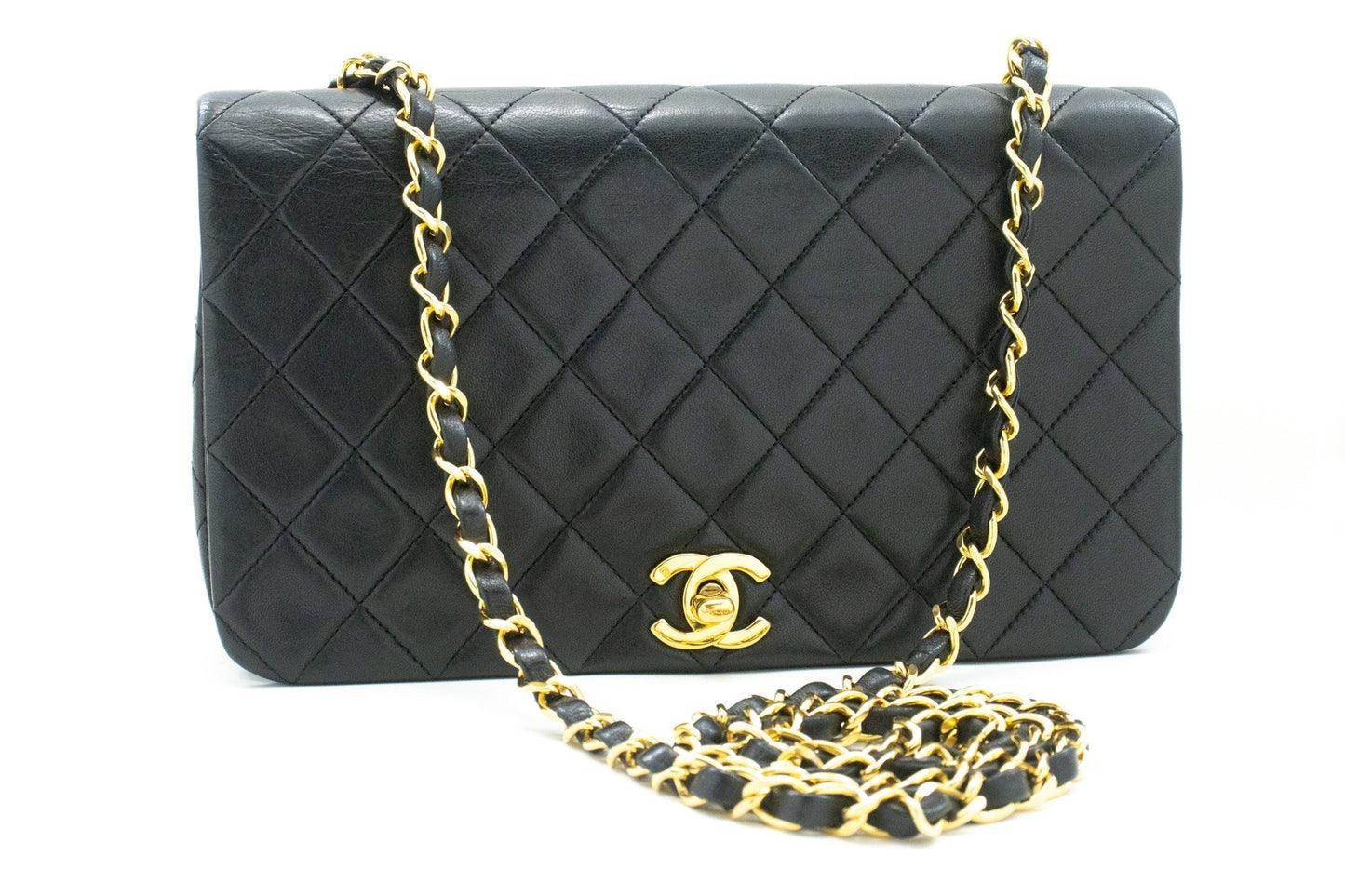 CHANEL Wallet On Chain Shoulder Bag