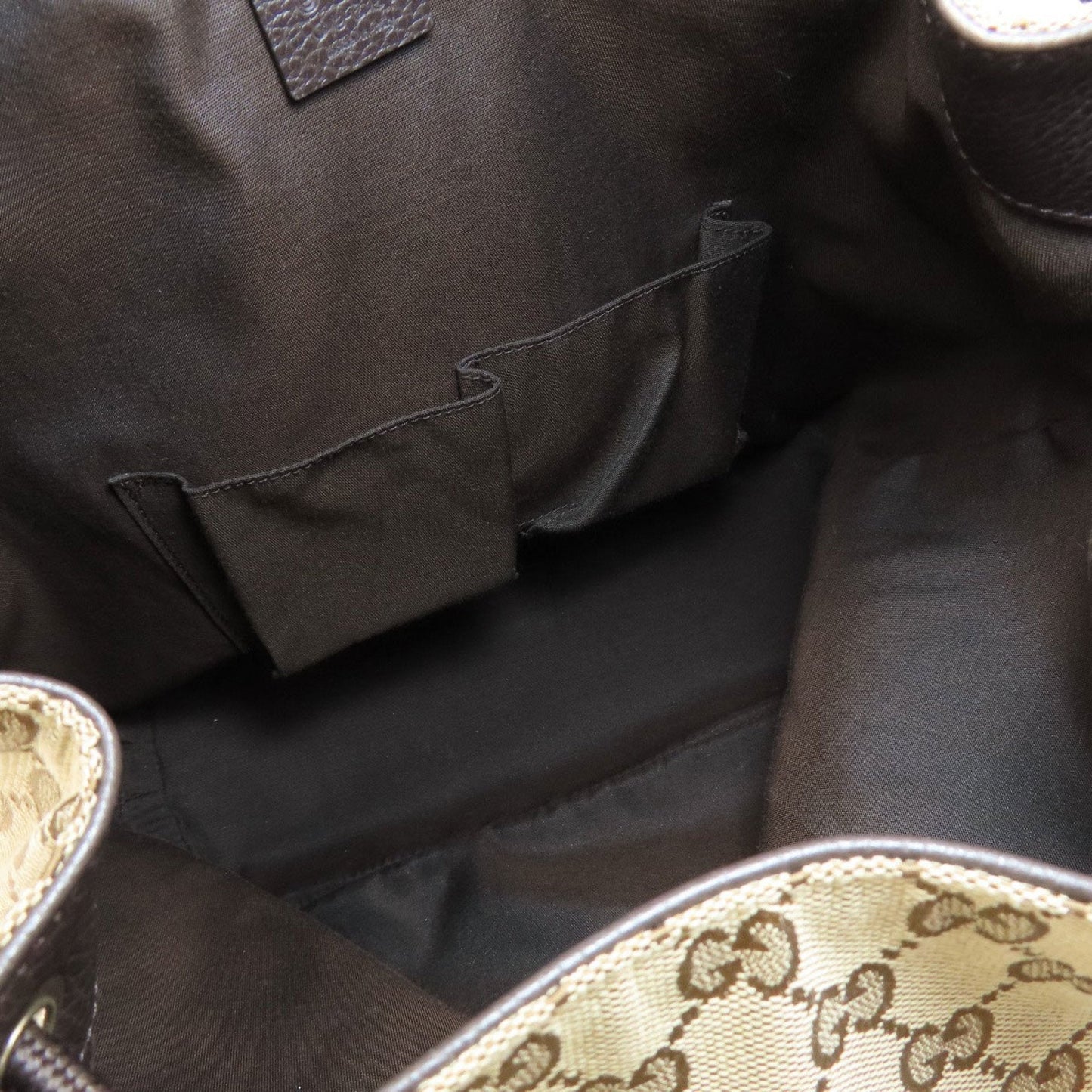 GUCCI GG canvas Shoulder Bag