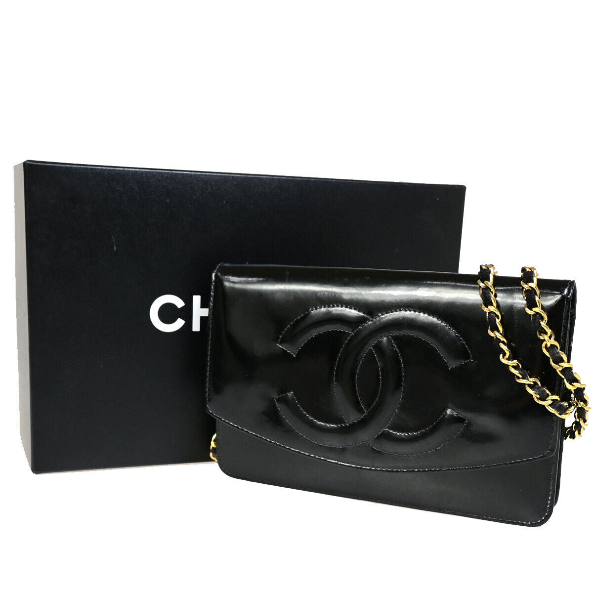 CHANEL Wallet On Chain Shoulder Bag