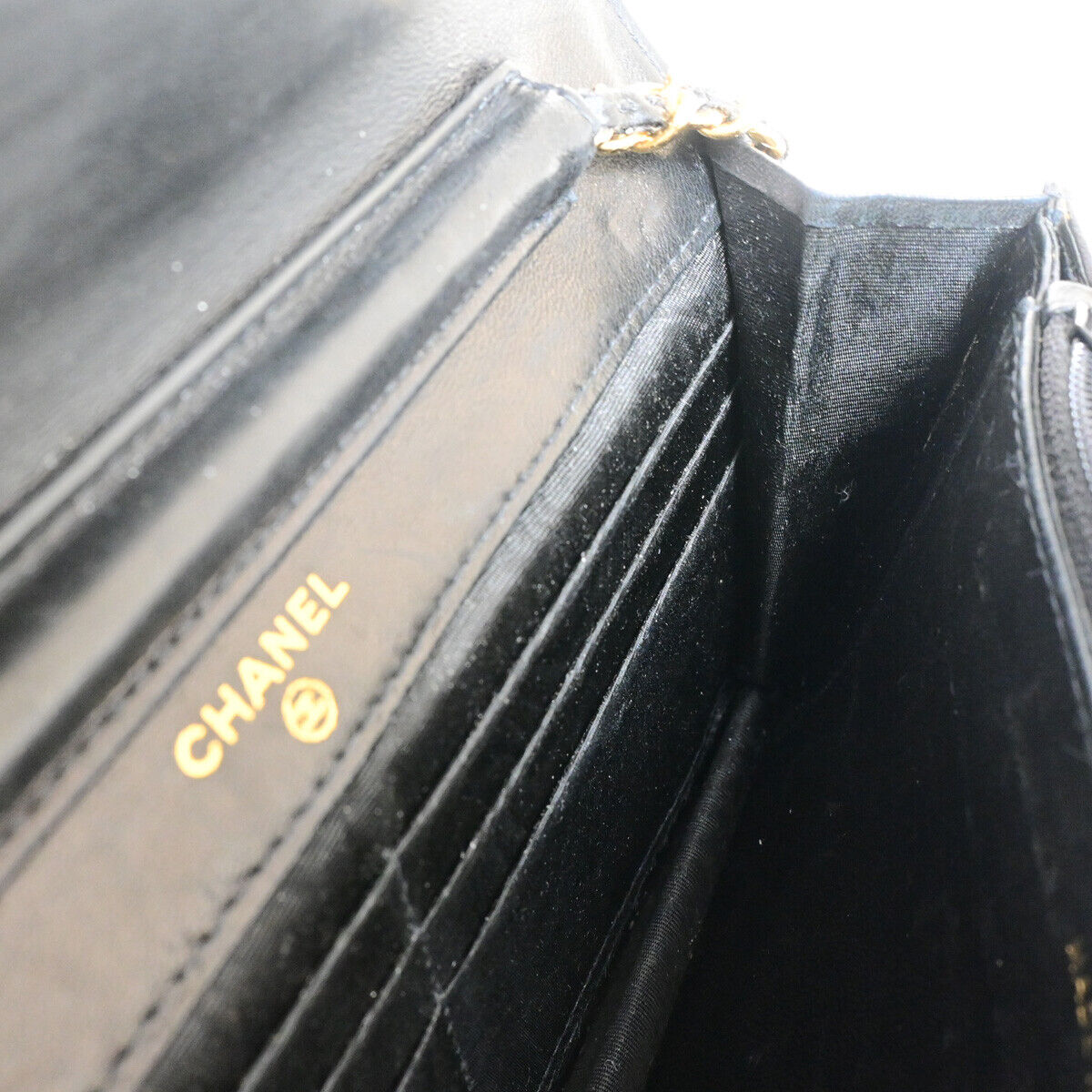 CHANEL Wallet On Chain Shoulder Bag
