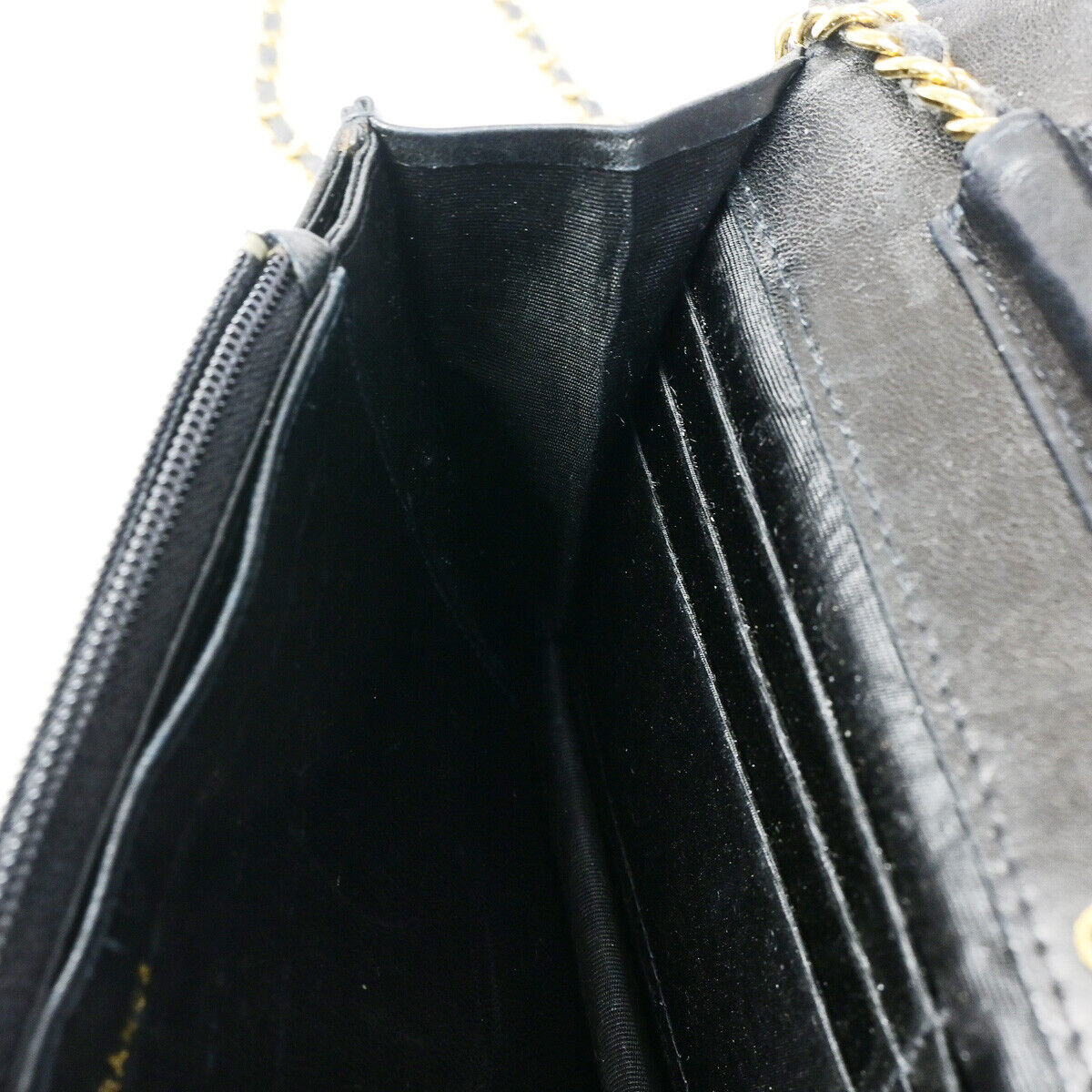 CHANEL Wallet On Chain Shoulder Bag
