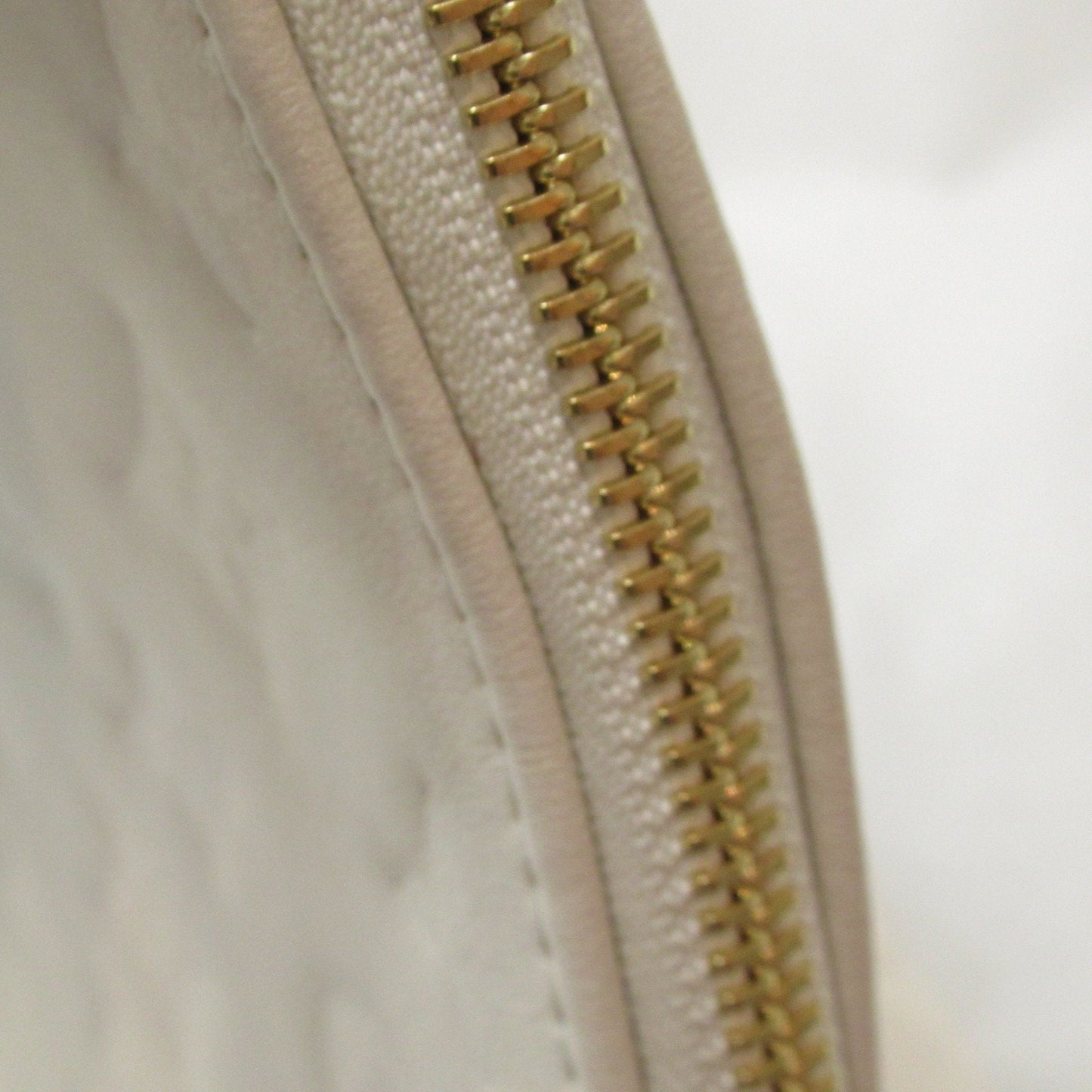 LOUIS VUITTON Coussin Shoulder Bag