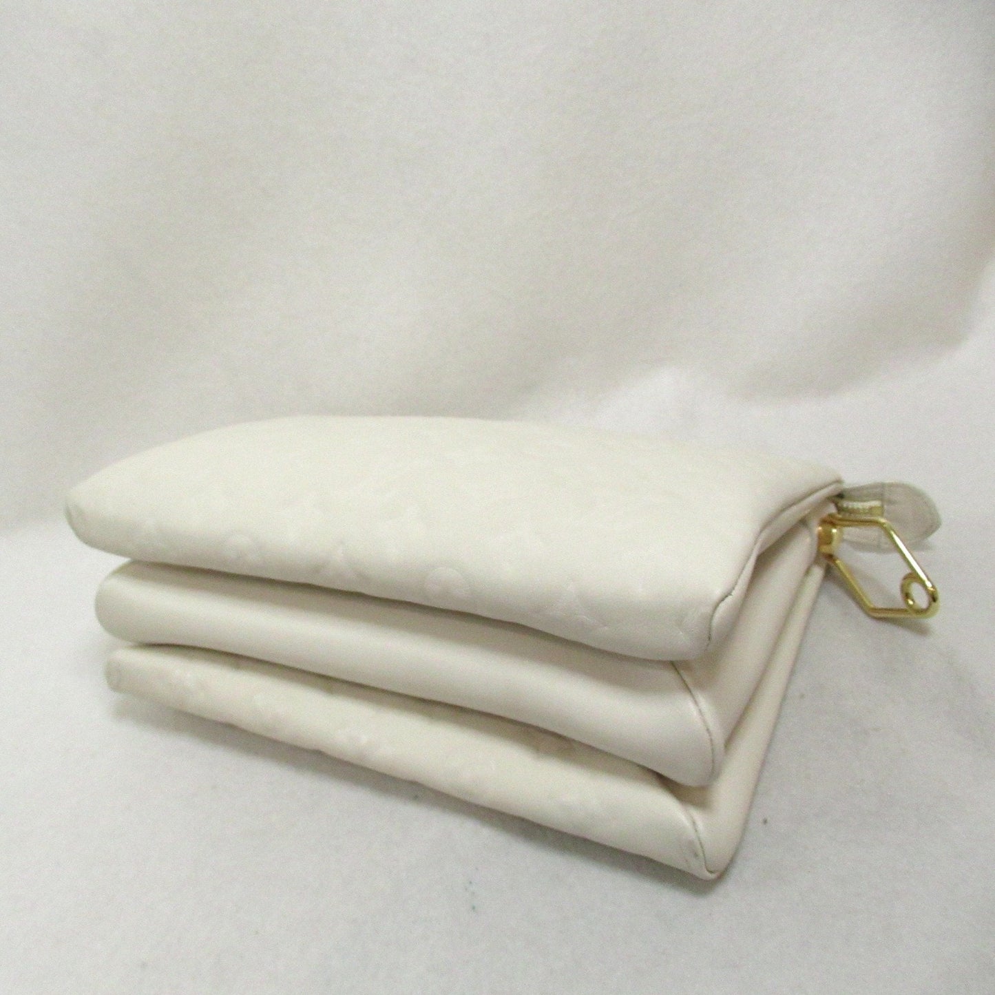 LOUIS VUITTON Coussin Shoulder Bag