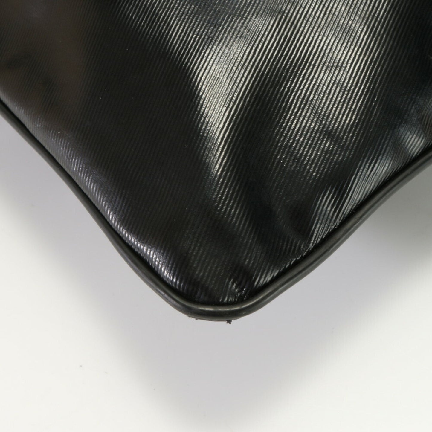 GUCCI Crest Shoulder Bag