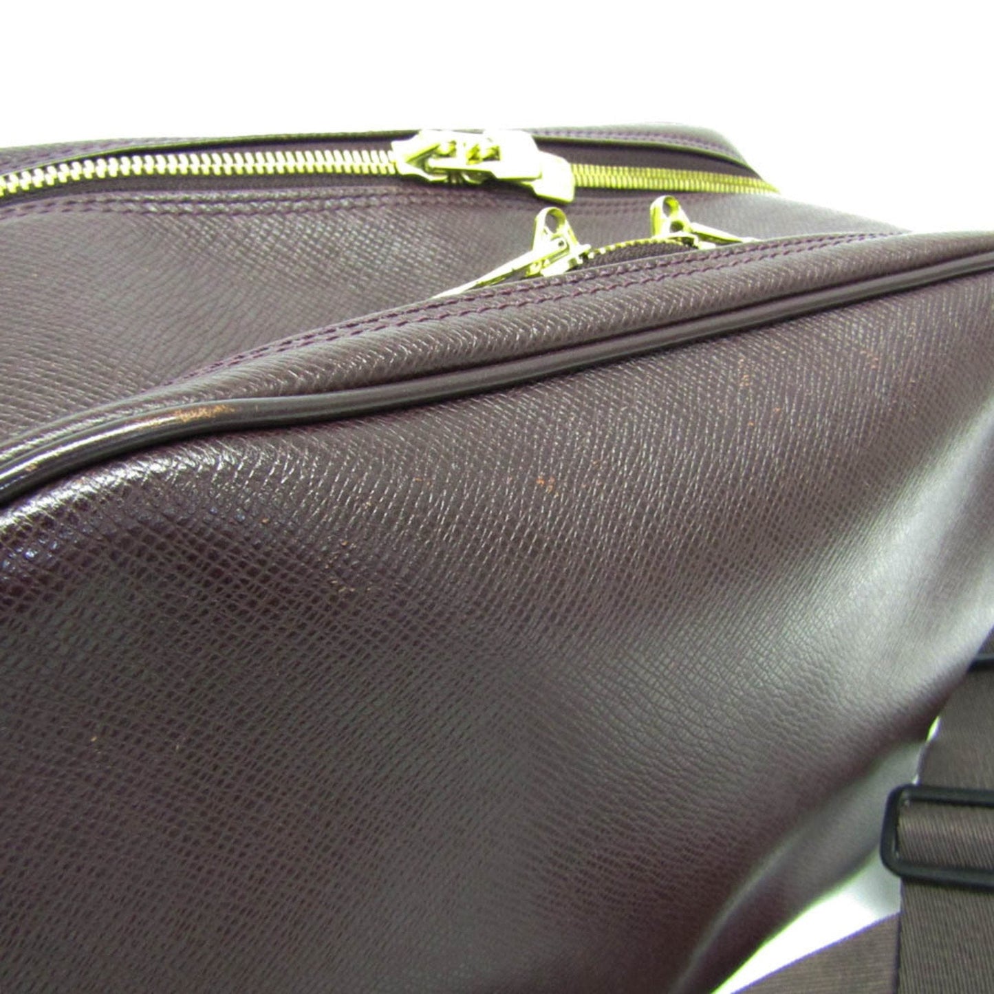 LOUIS VUITTON Reporter Shoulder Bag