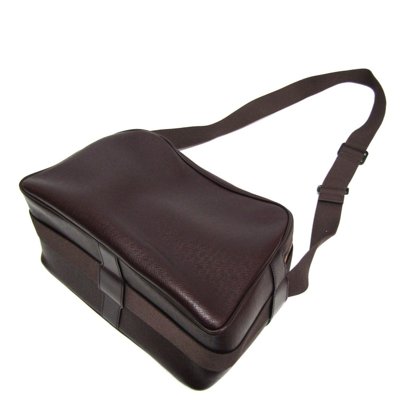 LOUIS VUITTON Reporter Shoulder Bag