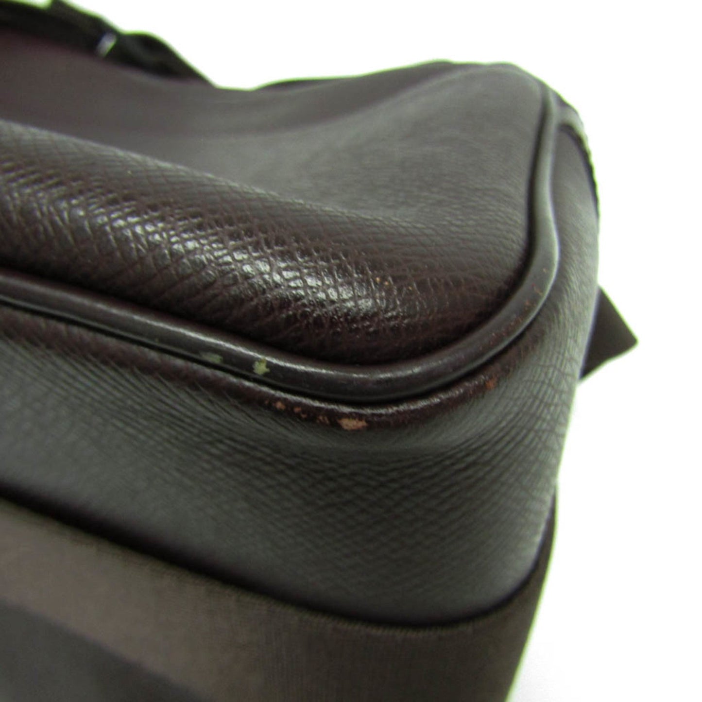 LOUIS VUITTON Reporter Shoulder Bag
