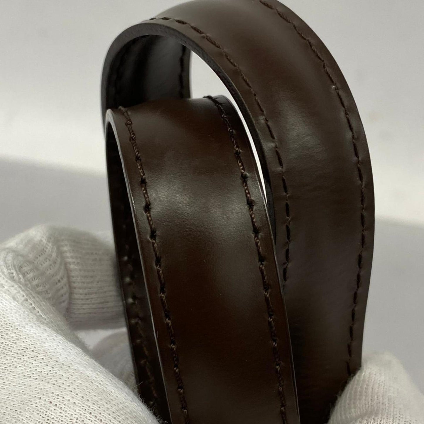 LOUIS VUITTON Chelsea Shoulder Bag