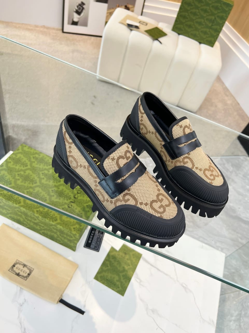 Gucci Men's loafers Shoes.