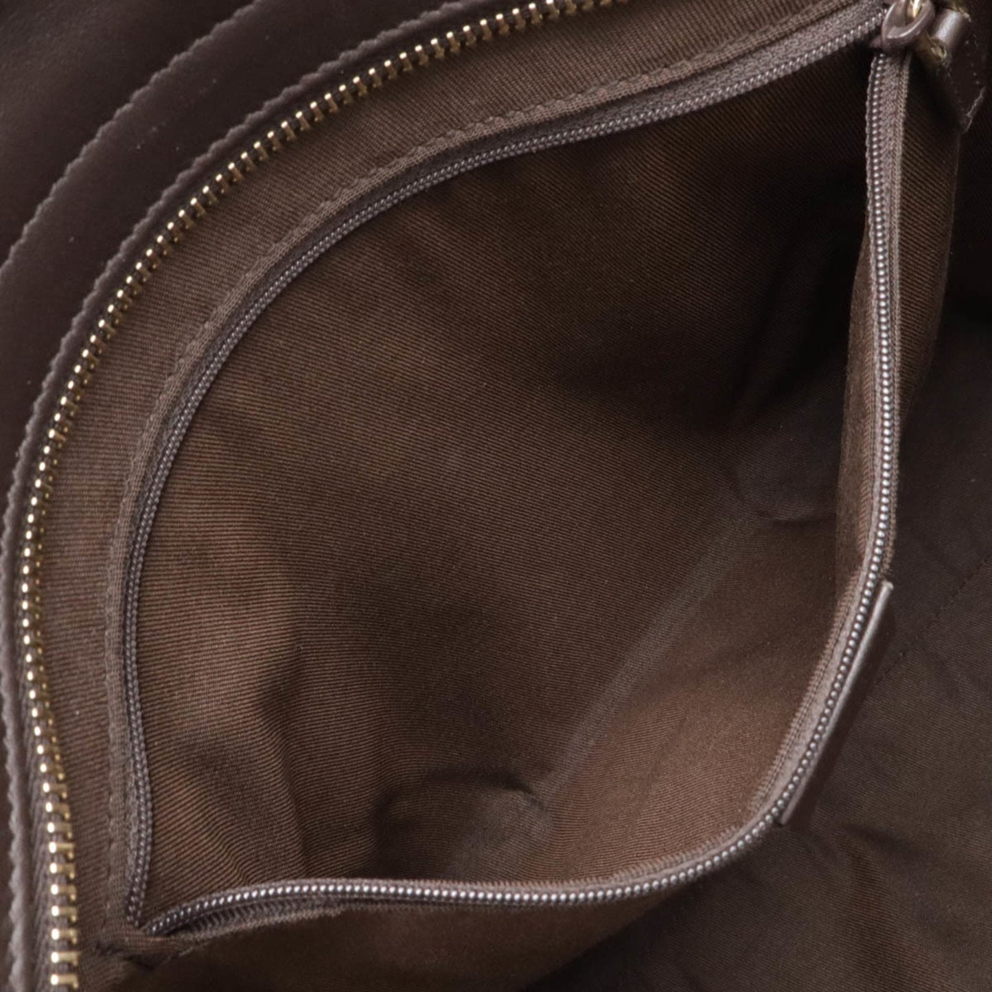 GUCCI GG Supreme Shoulder Bag