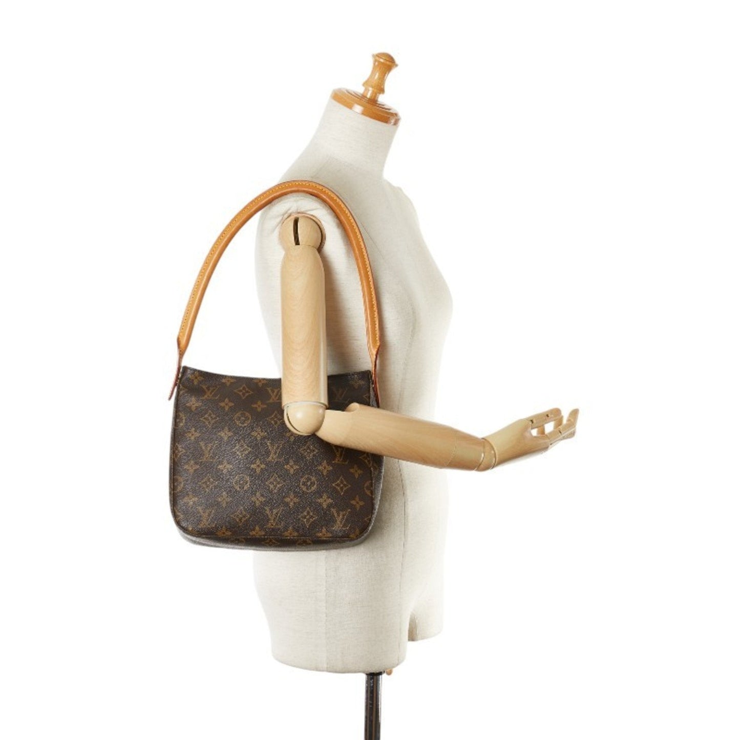LOUIS VUITTON Looping MM Shoulder Bag