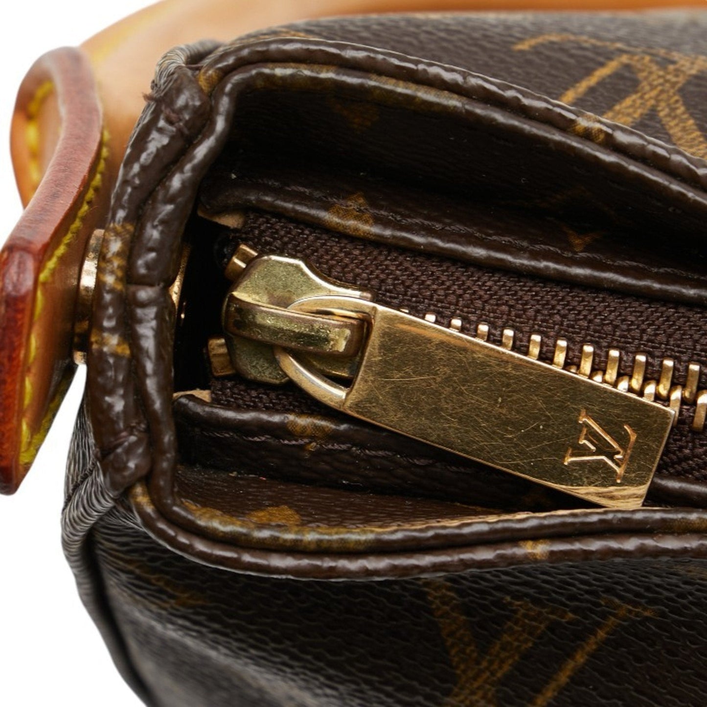 LOUIS VUITTON Looping MM Shoulder Bag