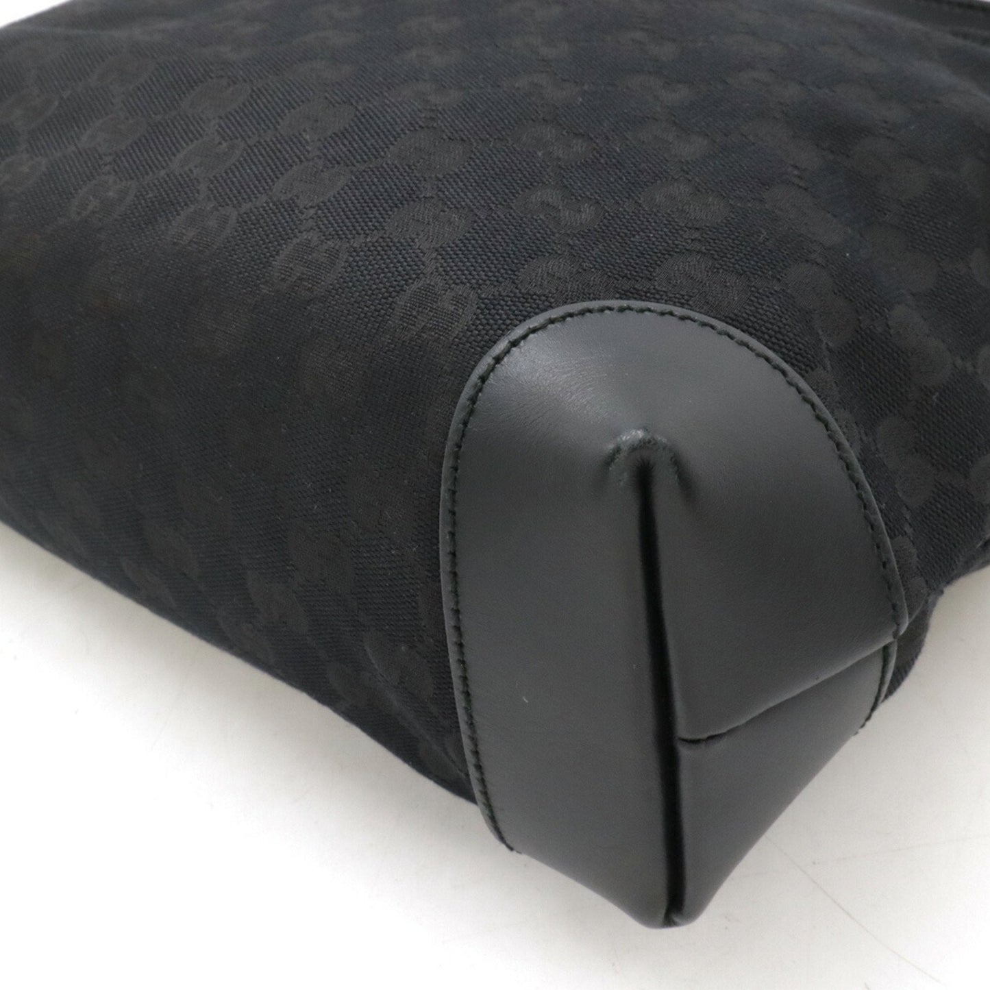 GUCCI GG canvas Shoulder Bag