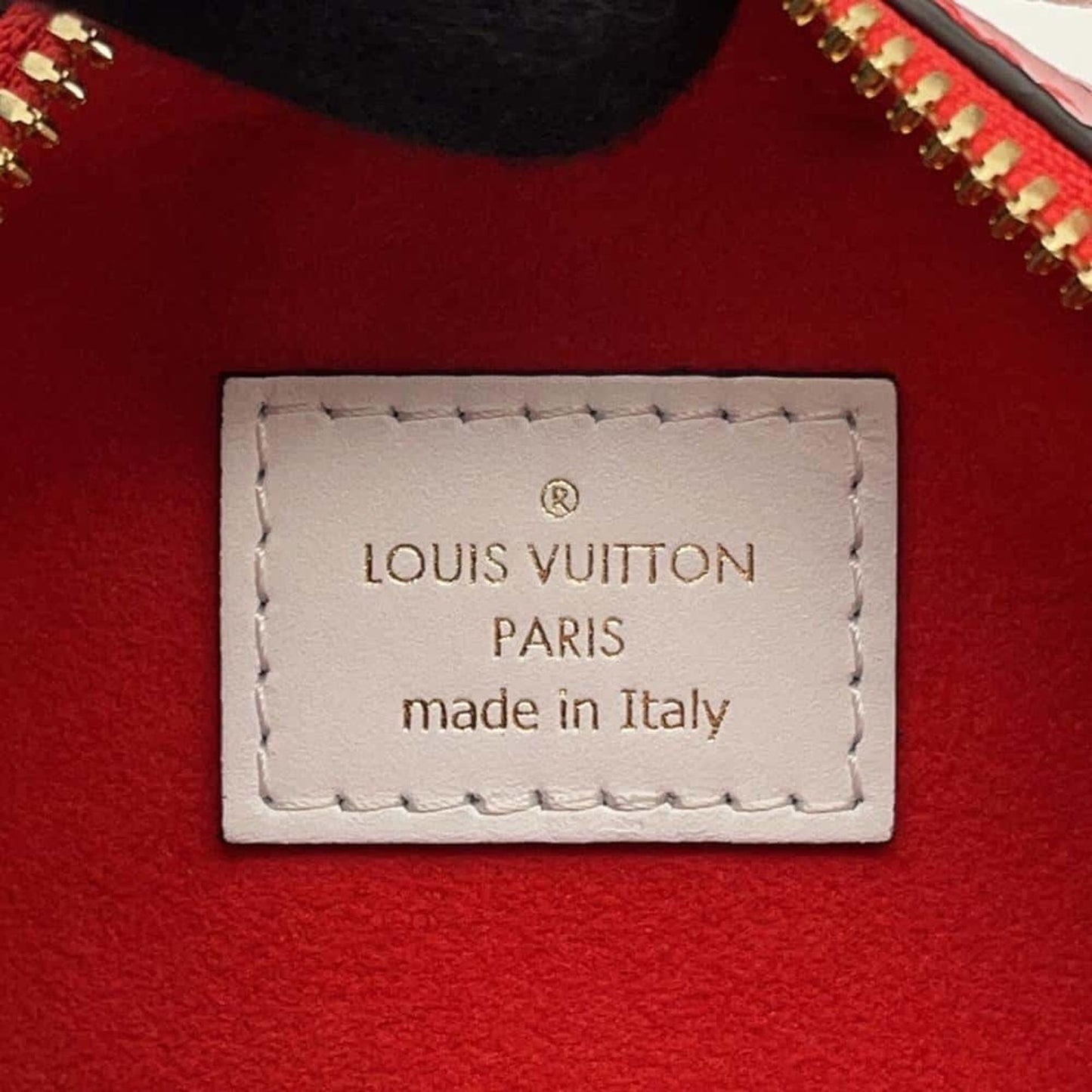 LOUIS VUITTON Boîte chapeau Shoulder Bag