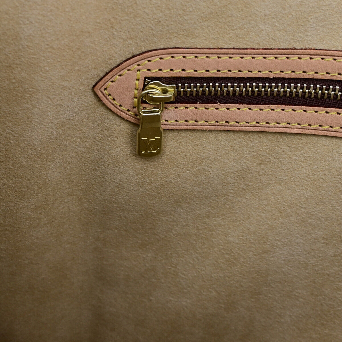 LOUIS VUITTON Babylone Shoulder Bag