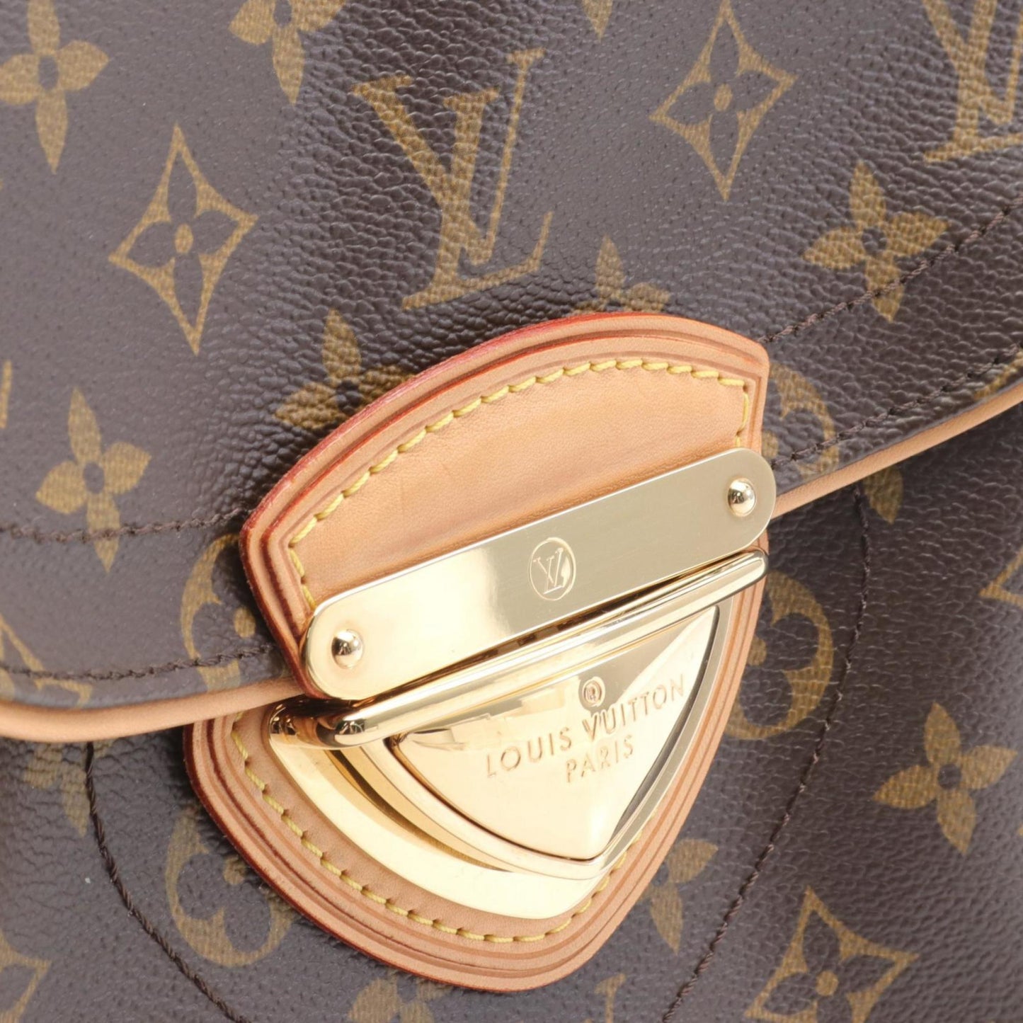 LOUIS VUITTON Beverly Shoulder Bag