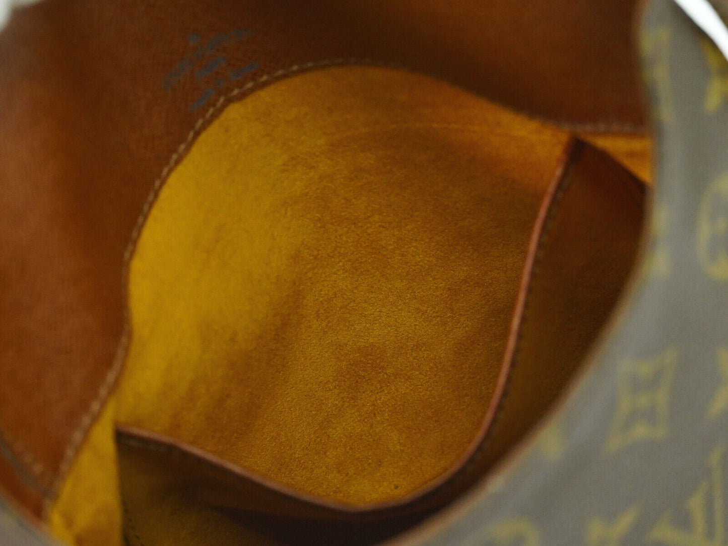LOUIS VUITTON Musette Salsa Shoulder Bag