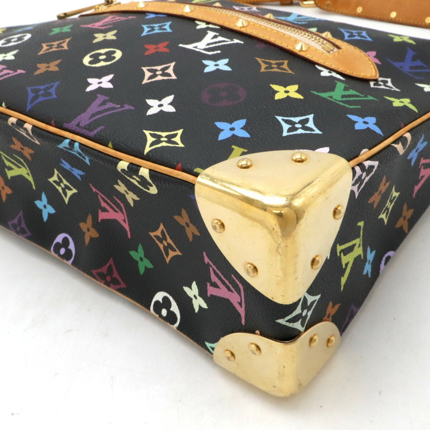 LOUIS VUITTON Boulogne Shoulder Bag