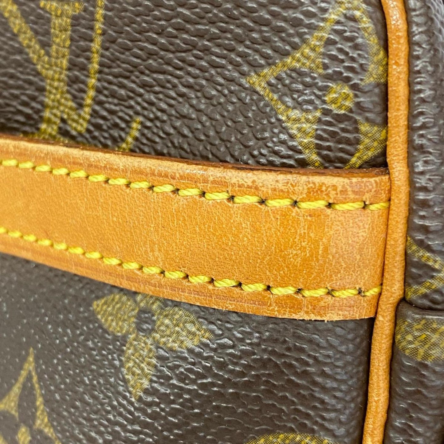 LOUIS VUITTON Jeune fille Shoulder Bag