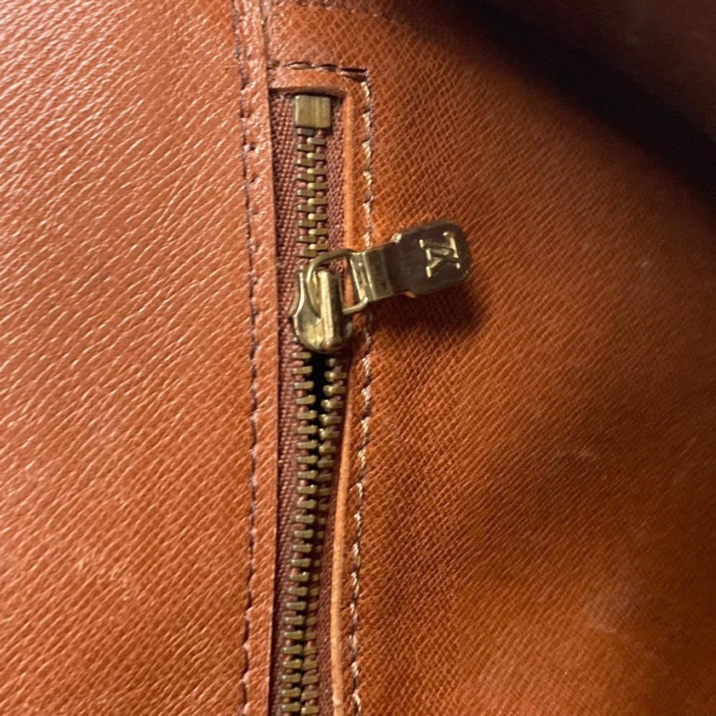 LOUIS VUITTON Chantilly Shoulder Bag