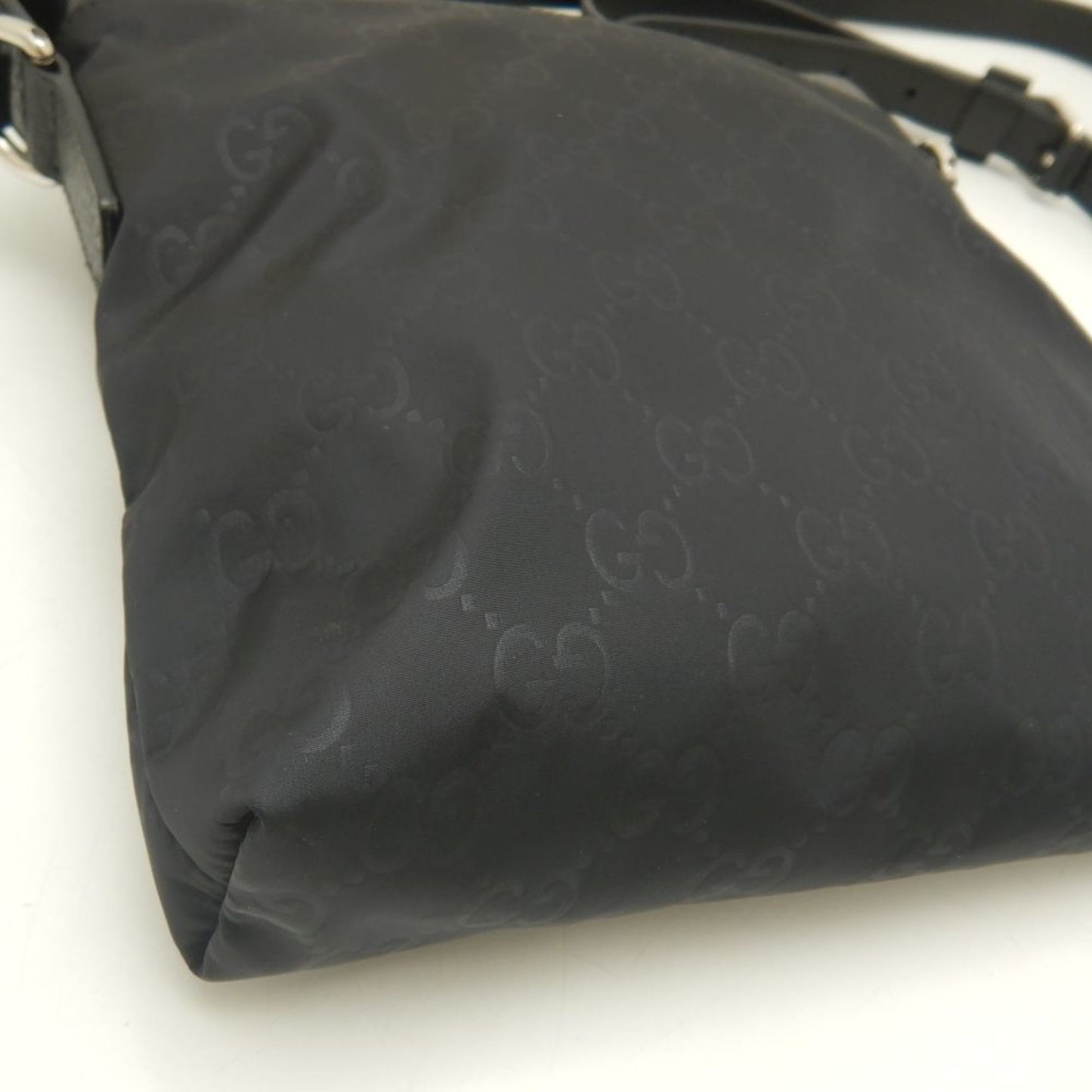 GUCCI GG canvas Shoulder Bag