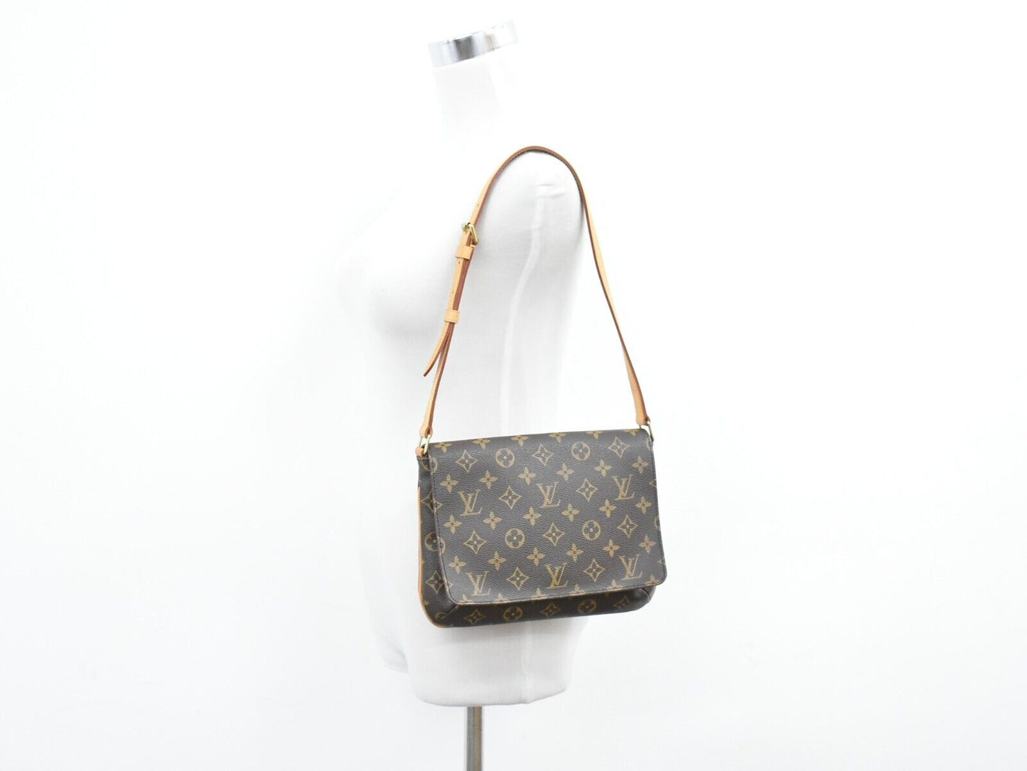 LOUIS VUITTON Musette Tango Shoulder Bag