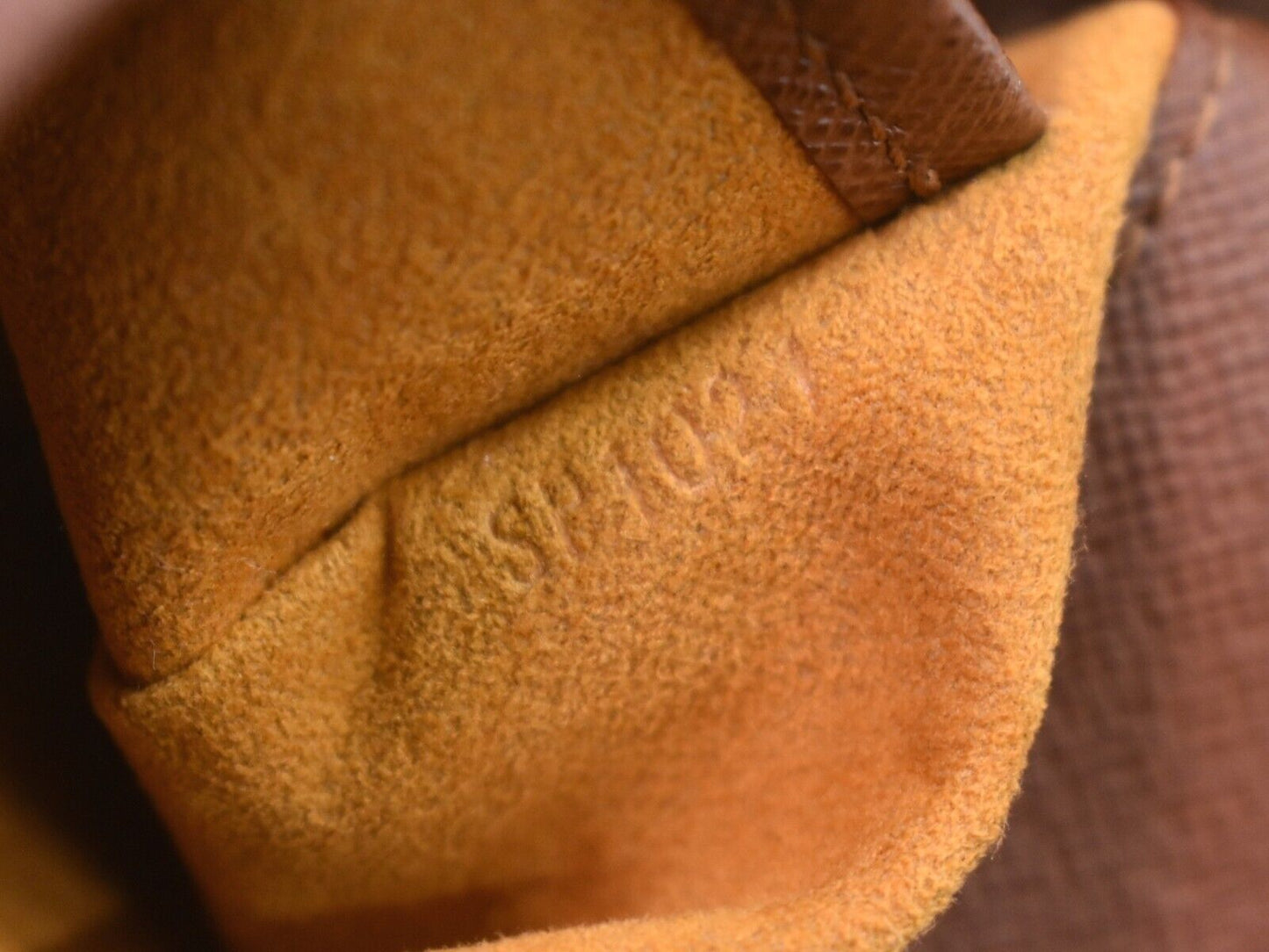 LOUIS VUITTON Musette Tango Shoulder Bag