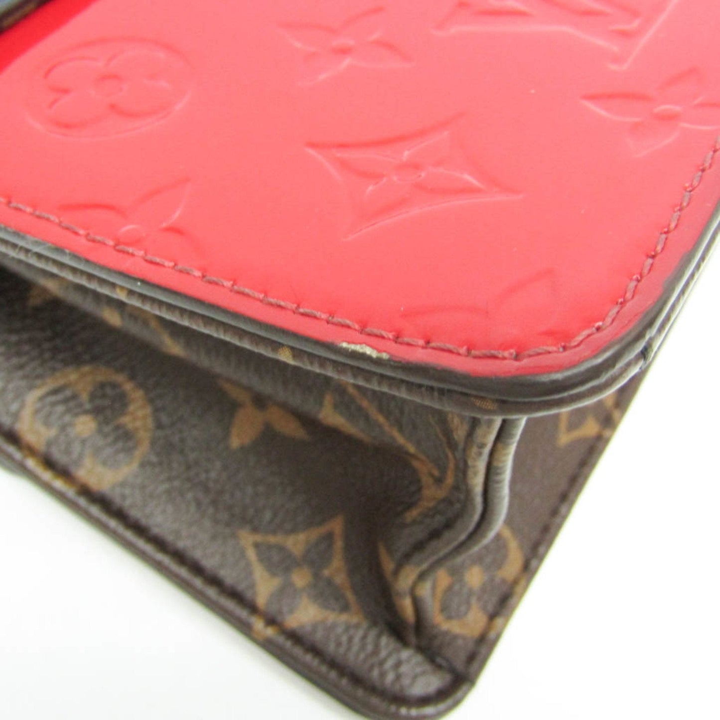 LOUIS VUITTON Wynwood Shoulder Bag