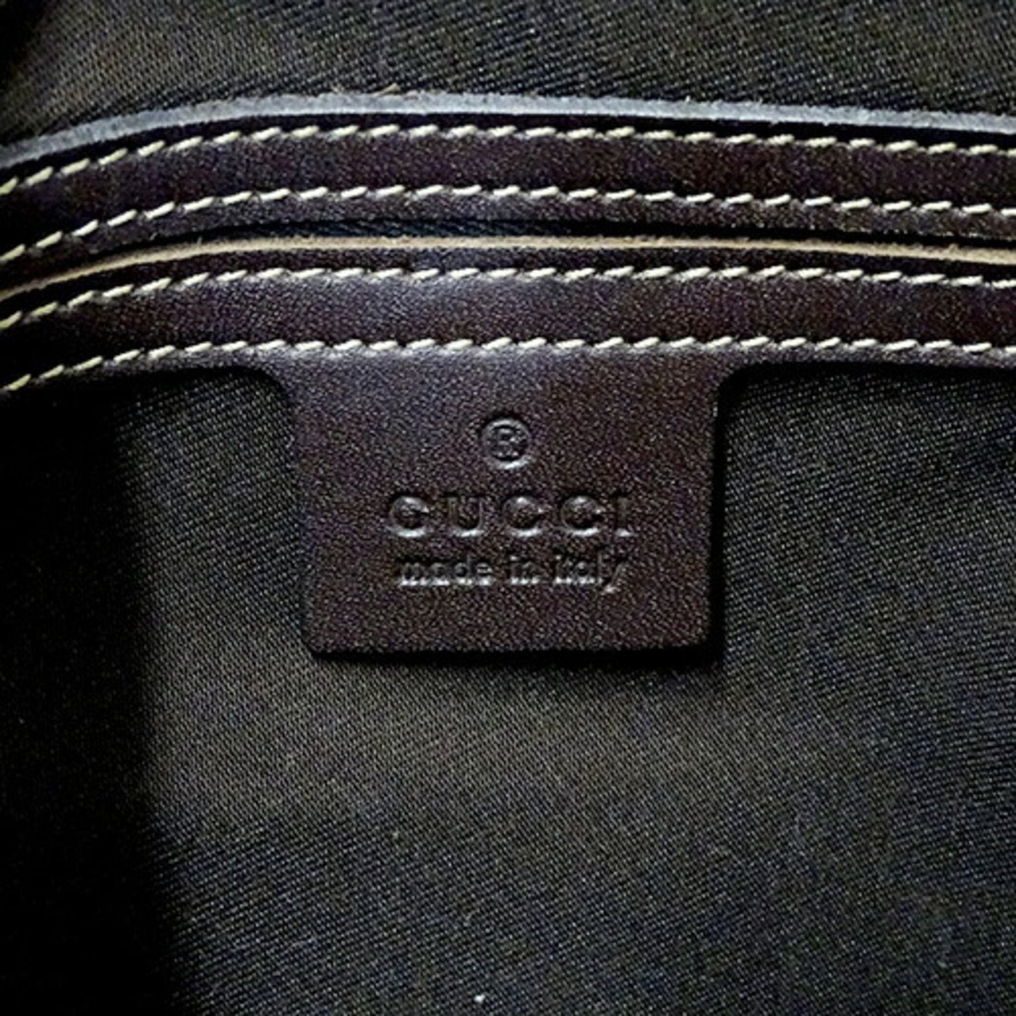 GUCCI GG Supreme Shoulder Bag