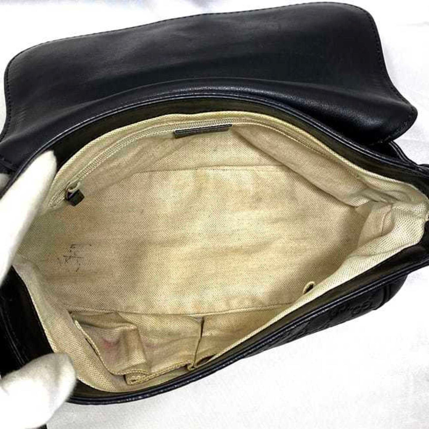GUCCI Shelly Shoulder Bag