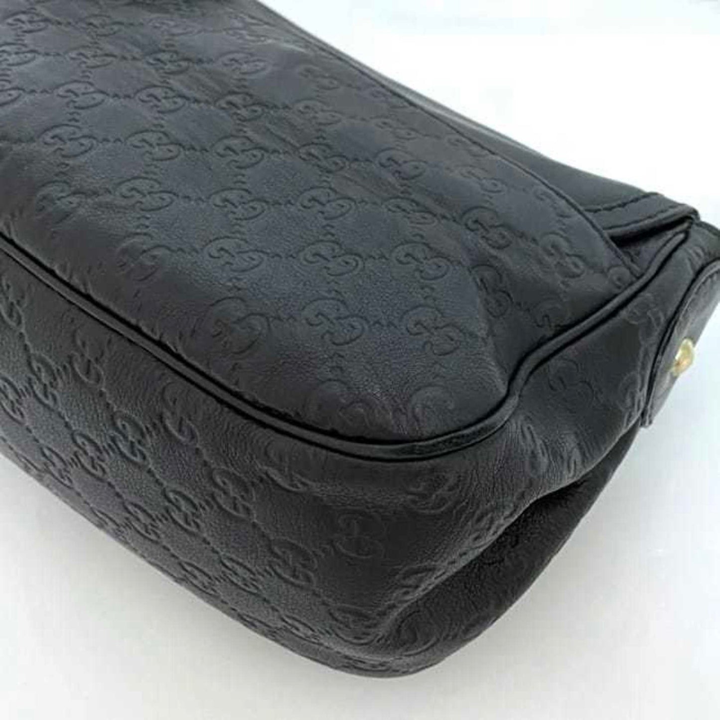 GUCCI Shelly Shoulder Bag