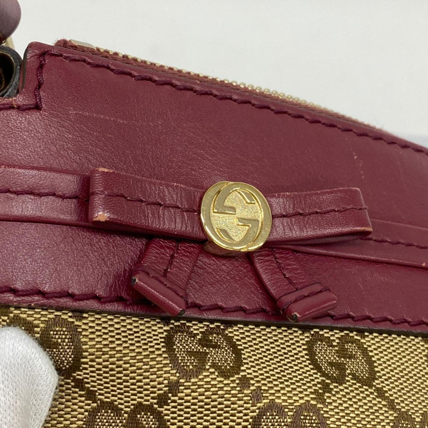 GUCCI GG canvas Shoulder Bag