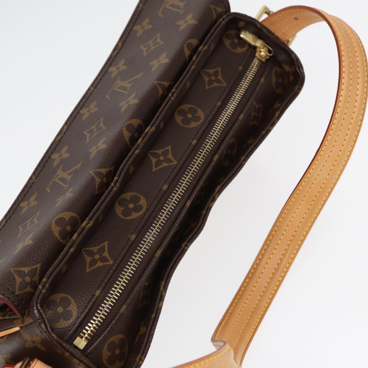 LOUIS VUITTON Viva Cite Shoulder Bag