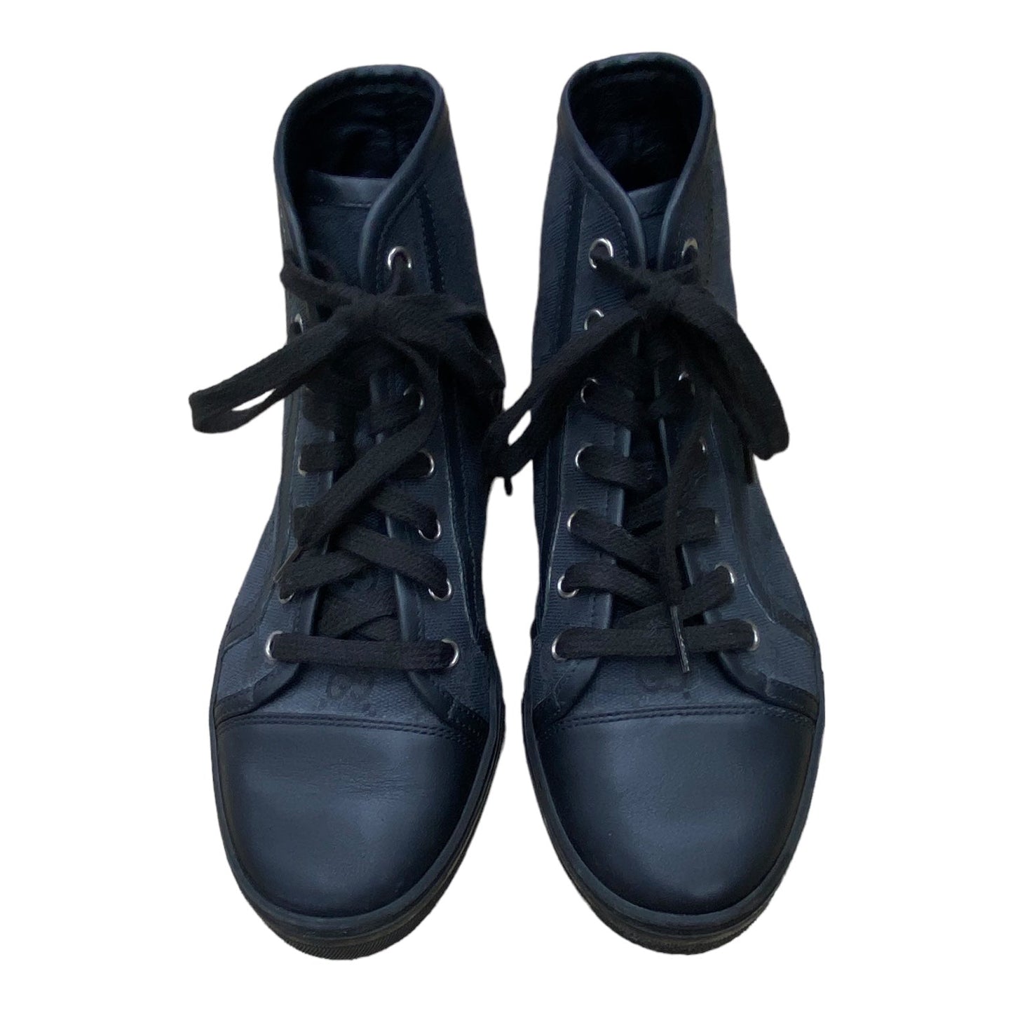 Shoes Luxury Designer By Gucci Size: 5.5