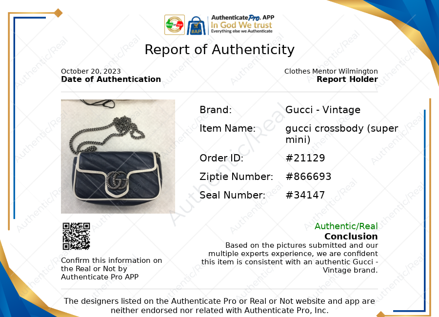 Crossbody Luxury Designer By Gucci Size: Small