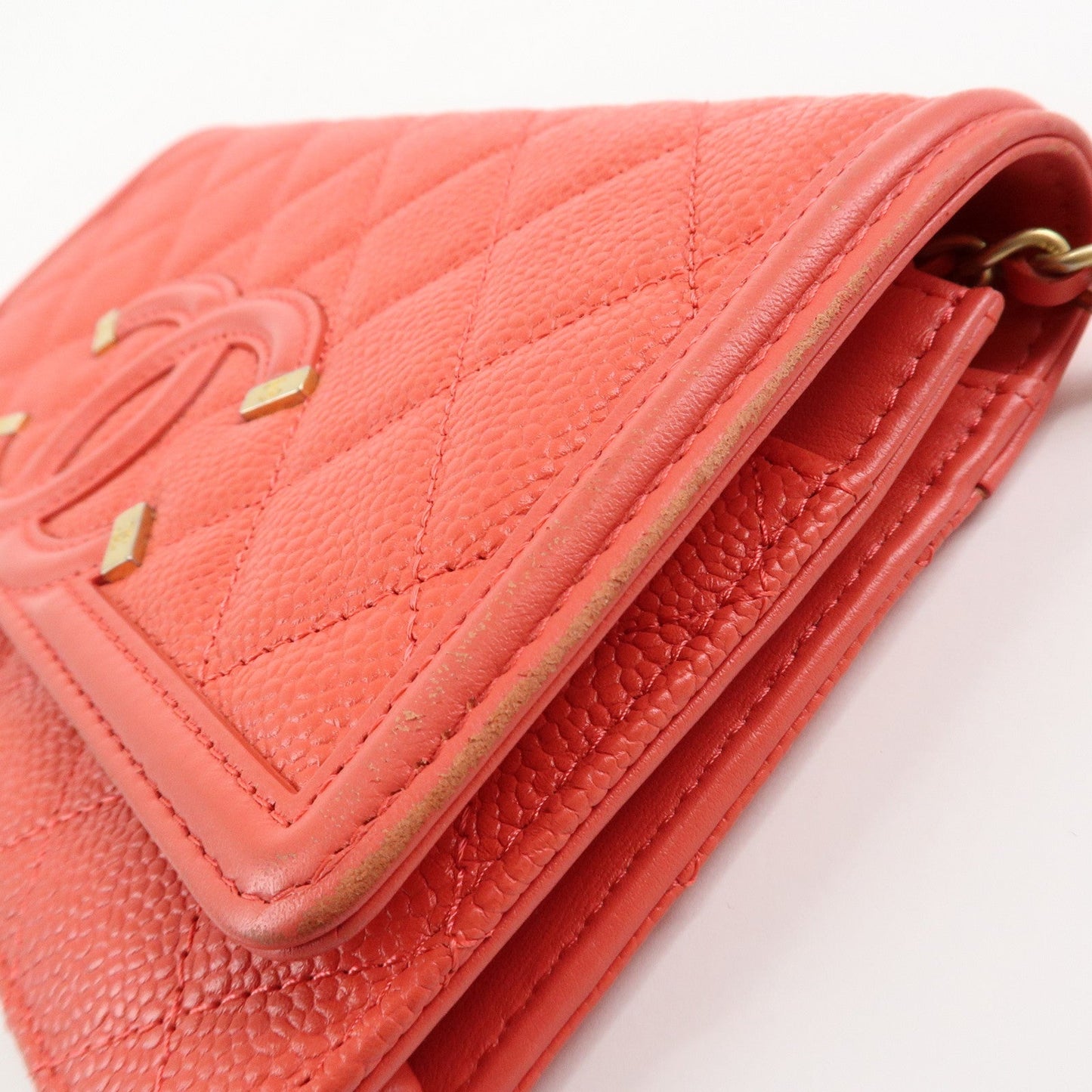 CHANEL CC Filigree Matelasse Caviar Skin Chain Shoulder Bag A84451
