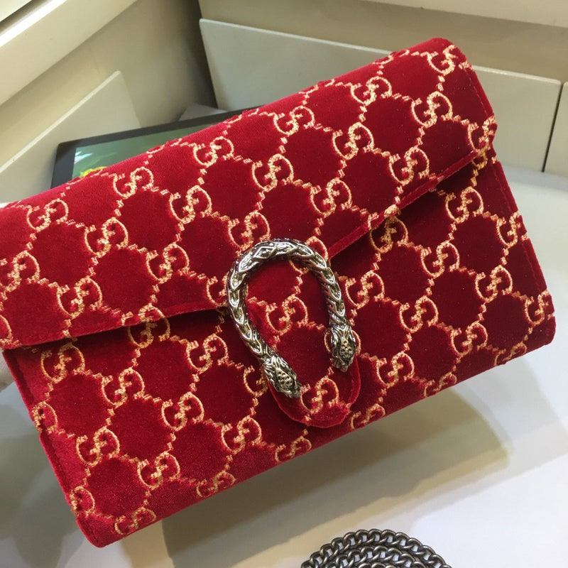 Gucci Bags - The Tote 300