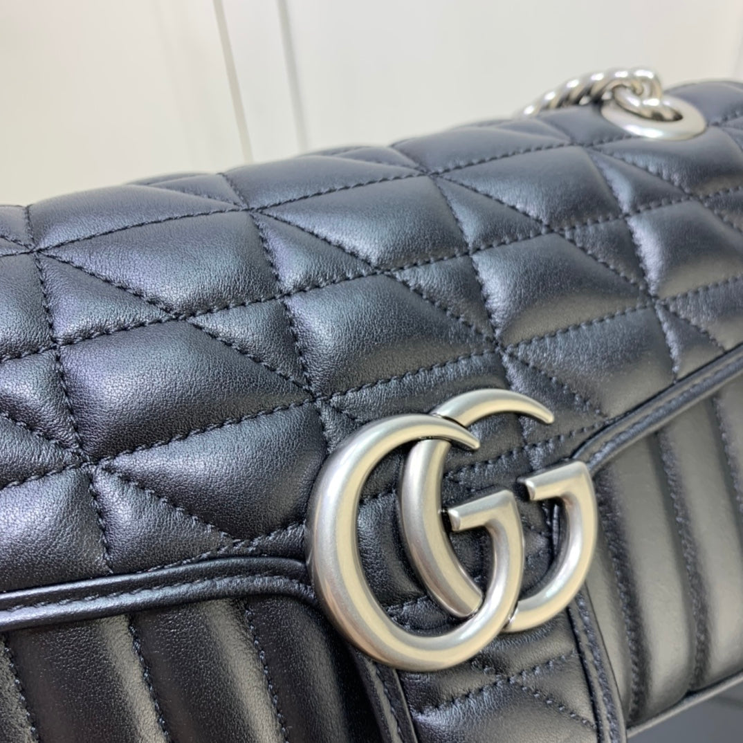 BOLSA GUCCI MARMONT PEQUENA 26